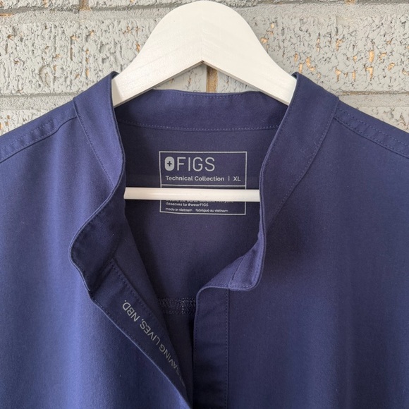 Figs Rafaela Oversized Scrub Top Navy Blue Size XL - Picture 4 of 7